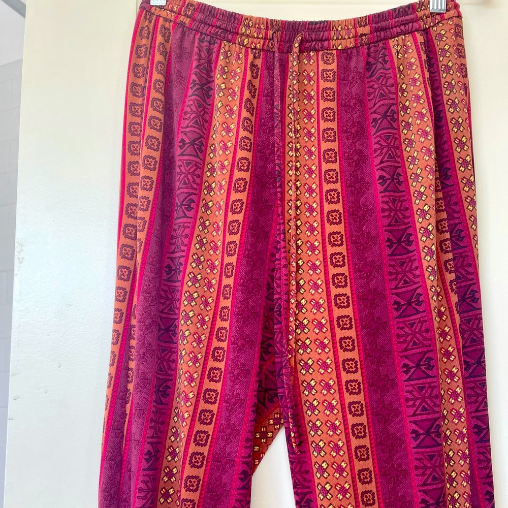 BCBG pattern pants - Picture 4 of 4